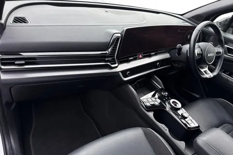 MW22CFU Kia Sportage 1.6 T-GDi 13.8kWh GT-Line S Auto AWD Euro 6 (s/s) 5dr Thumbnail #16