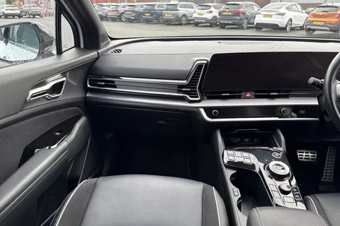 MW22CFU Kia Sportage 1.6 T-GDi 13.8kWh GT-Line S Auto AWD Euro 6 (s/s) 5dr Thumbnail #21