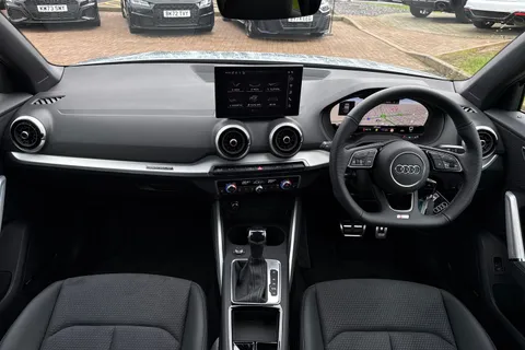  Audi SQ2 2.0 TFSI Black Edition S Tronic quattro Euro 6 (s/s) 5dr Thumbnail #25