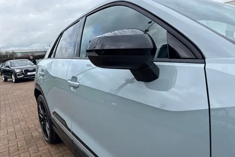  Audi SQ2 2.0 TFSI Black Edition S Tronic quattro Euro 6 (s/s) 5dr Thumbnail #28