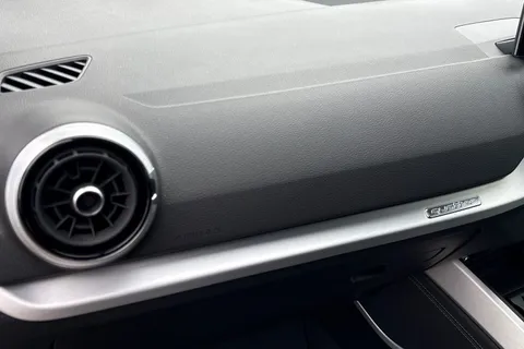  Audi SQ2 2.0 TFSI Black Edition S Tronic quattro Euro 6 (s/s) 5dr Thumbnail #36