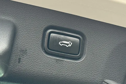 MW22CFU Kia Sportage 1.6 T-GDi 13.8kWh GT-Line S Auto AWD Euro 6 (s/s) 5dr Thumbnail #39