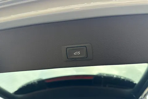  Audi SQ2 2.0 TFSI Black Edition S Tronic quattro Euro 6 (s/s) 5dr Thumbnail #40