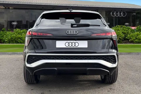  Audi Q3 1.5 TFSI S line Sportback S Tronic Euro 6 (s/s) 5dr Thumbnail #5