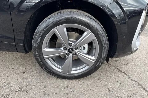  Audi Q3 1.5 TFSI S line Sportback S Tronic Euro 6 (s/s) 5dr Thumbnail #12