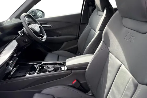  Audi Q3 1.5 TFSI S line Sportback S Tronic Euro 6 (s/s) 5dr Thumbnail #16