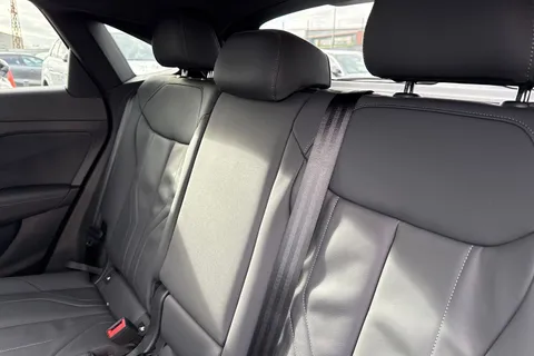  Audi Q3 1.5 TFSI S line Sportback S Tronic Euro 6 (s/s) 5dr Thumbnail #19