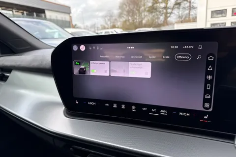  Audi Q3 1.5 TFSI S line Sportback S Tronic Euro 6 (s/s) 5dr Thumbnail #45