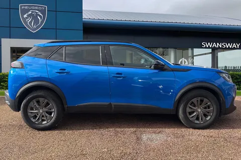 YF72FSZ PEUGEOT 2008 1.2 PureTech Active Premium + Euro 6 (s/s) 5dr Thumbnail #3