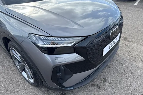  Audi Q4 e-tron 40 Black Edition Auto 5dr 82kWh Thumbnail #9