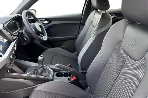 Audi A1 1.0 TFSI 30 S line Sportback Euro 6 (s/s) 5dr Thumbnail #16