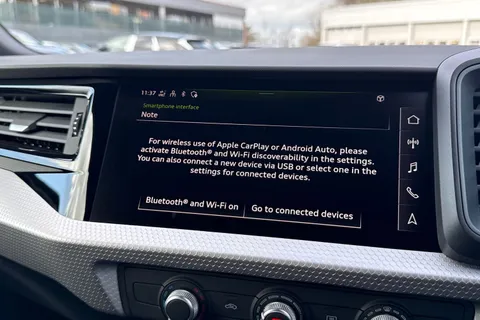 Audi A1 1.0 TFSI 30 S line Sportback Euro 6 (s/s) 5dr Thumbnail #17