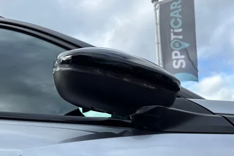 25 of 50 for PEUGEOT 2008 1.5 BlueHDi GT Euro 6 (s/s) 5dr