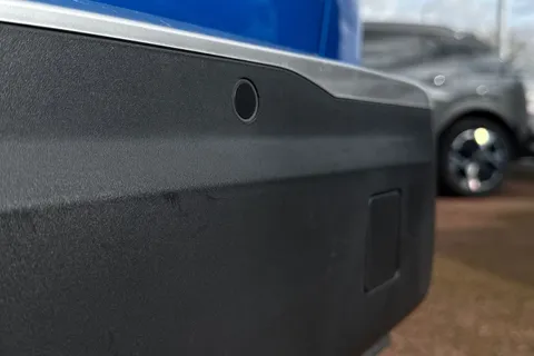 YF72FSZ PEUGEOT 2008 1.2 PureTech Active Premium + Euro 6 (s/s) 5dr Thumbnail #25