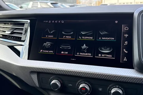 Audi A1 1.0 TFSI 30 S line Sportback Euro 6 (s/s) 5dr Thumbnail #31