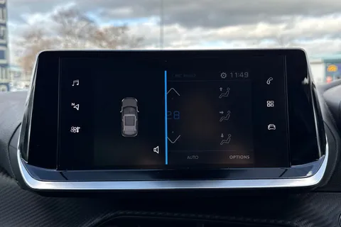 YF72FSZ PEUGEOT 2008 1.2 PureTech Active Premium + Euro 6 (s/s) 5dr Thumbnail #35