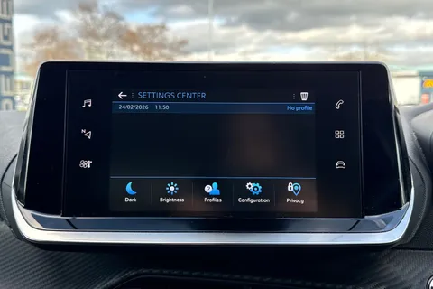 YF72FSZ PEUGEOT 2008 1.2 PureTech Active Premium + Euro 6 (s/s) 5dr Thumbnail #39