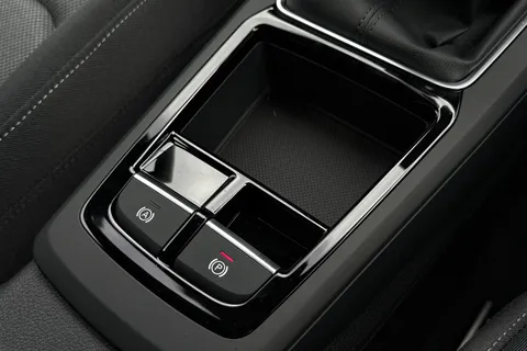 40 of 62 for Audi Q2 1.0 TFSI 30 Sport Euro 6 (s/s) 5dr