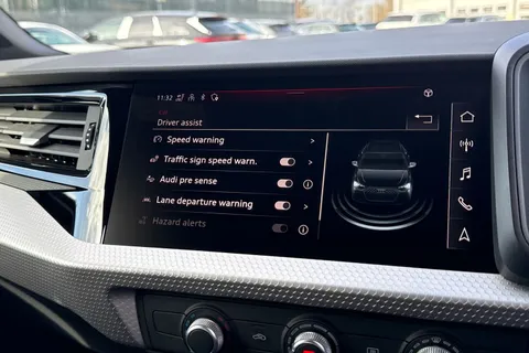 Audi A1 1.0 TFSI 30 S line Sportback Euro 6 (s/s) 5dr Thumbnail #40