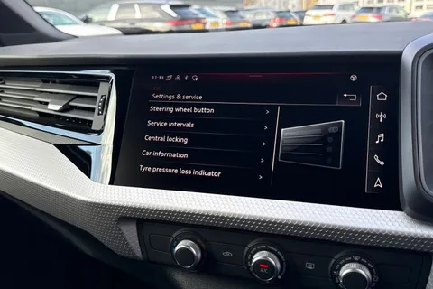 Audi A1 1.0 TFSI 30 S line Sportback Euro 6 (s/s) 5dr Thumbnail #41