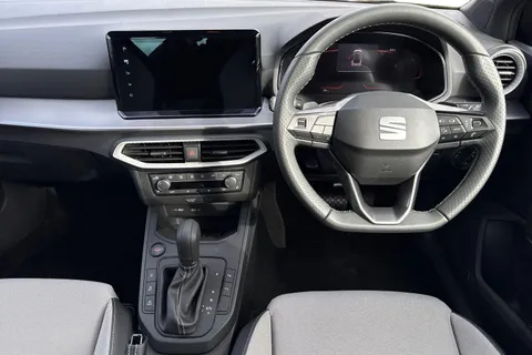 17 of 43 for SEAT Arona 1.0 TSI FR First Edition DSG Euro 6 (s/s) 5dr