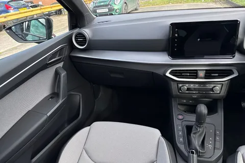 19 of 43 for SEAT Arona 1.0 TSI FR First Edition DSG Euro 6 (s/s) 5dr