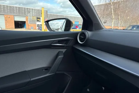 34 of 43 for SEAT Arona 1.0 TSI FR First Edition DSG Euro 6 (s/s) 5dr