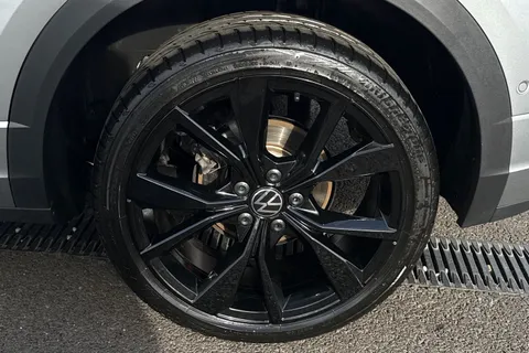 KY75RVZ Volkswagen T-Roc 1.5 TSI Black Edition Plus 5dr DSG Thumbnail #11
