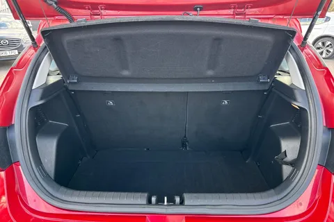 DY71ZRZ Hyundai I20 1.0 T-GDi Element Euro 6 (s/s) 5dr Thumbnail #7