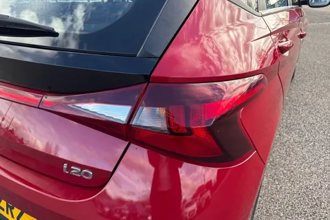 DY71ZRZ Hyundai I20 1.0 T-GDi Element Euro 6 (s/s) 5dr Thumbnail #8