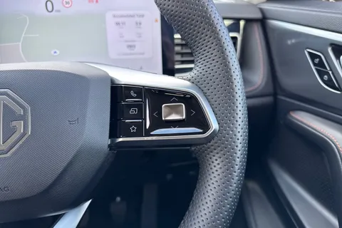 CU75ZSD MG Mg Hs 1.5 T-GDI Trophy Euro 6 (s/s) 5dr Thumbnail #40