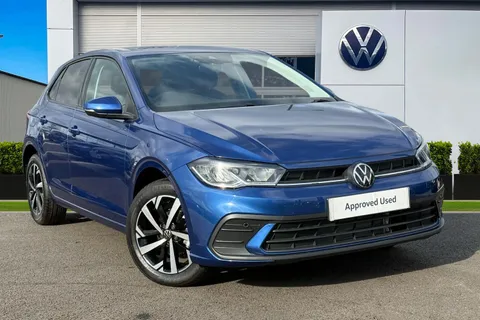 GL75LDD Volkswagen Polo 1.0 TSI Match 5dr DSG **HEATED FRONT SEATS + PARKING SENSORS** Thumbnail #2