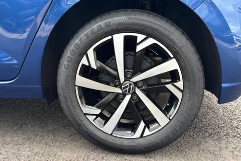 GL75LDD Volkswagen Polo 1.0 TSI Match 5dr DSG **HEATED FRONT SEATS + PARKING SENSORS** Thumbnail #14