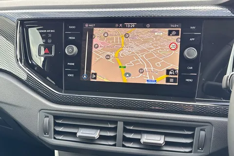 GL75LDD Volkswagen Polo 1.0 TSI Match 5dr DSG **HEATED FRONT SEATS + PARKING SENSORS** Thumbnail #18