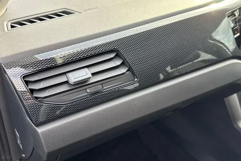 GL75LDD Volkswagen Polo 1.0 TSI Match 5dr DSG **HEATED FRONT SEATS + PARKING SENSORS** Thumbnail #29