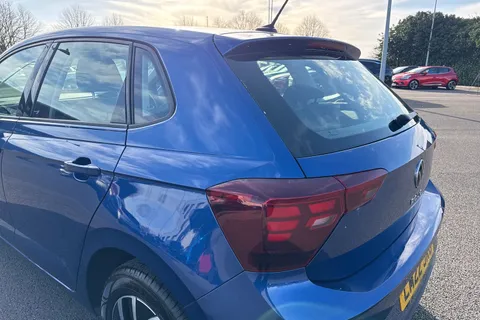 LM22JRU Volkswagen Polo 1.0 TSI Life Euro 6 (s/s) 5dr Thumbnail #32