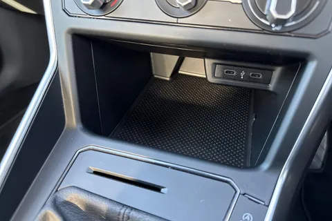 LM22JRU Volkswagen Polo 1.0 TSI Life Euro 6 (s/s) 5dr Thumbnail #48