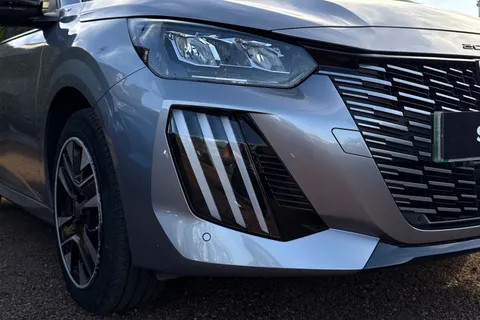 BL73VSF PEUGEOT e-208 50kWh E-Style Auto 5dr (7.4kW Charger) Thumbnail #16