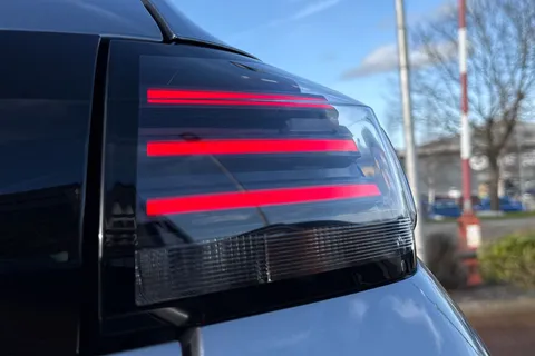 BL73VSF PEUGEOT e-208 50kWh E-Style Auto 5dr (7.4kW Charger) Thumbnail #26