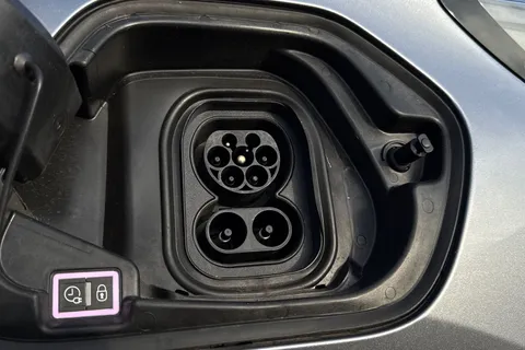 BL73VSF PEUGEOT e-208 50kWh E-Style Auto 5dr (7.4kW Charger) Thumbnail #27