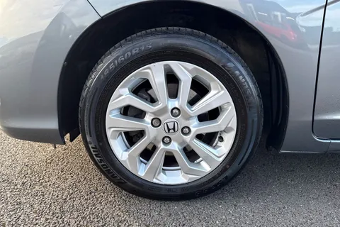 13 of 61 for Honda Jazz 1.3 i-VTEC SE Euro 6 (s/s) 5dr