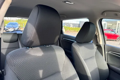 24 of 61 for Honda Jazz 1.3 i-VTEC SE Euro 6 (s/s) 5dr