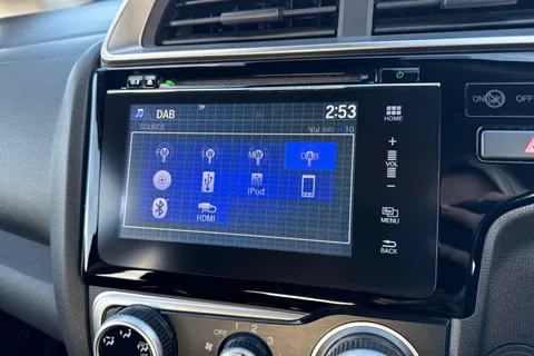 46 of 61 for Honda Jazz 1.3 i-VTEC SE Euro 6 (s/s) 5dr