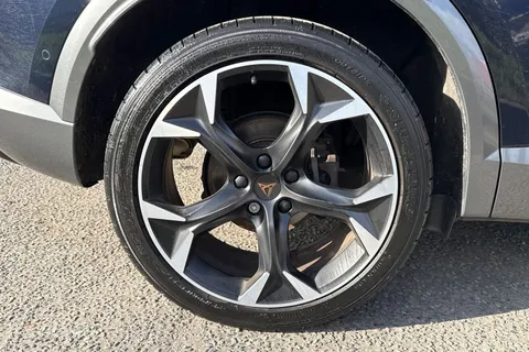 13 of 41 for CUPRA Formentor 1.5 TSI V2 Euro 6 (s/s) 5dr