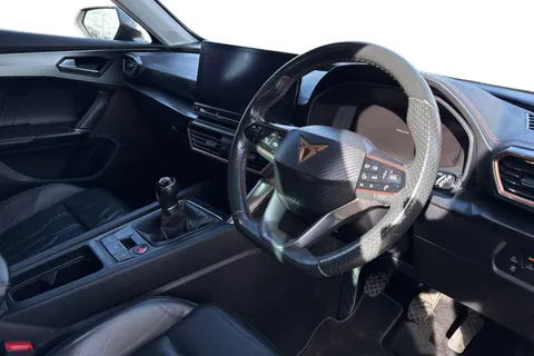 14 of 41 for CUPRA Formentor 1.5 TSI V2 Euro 6 (s/s) 5dr