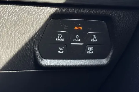 34 of 41 for CUPRA Formentor 1.5 TSI V2 Euro 6 (s/s) 5dr