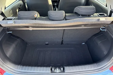 10 of 44 for KIA PICANTO 1.0 1 5dr