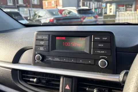 12 of 44 for KIA PICANTO 1.0 1 5dr