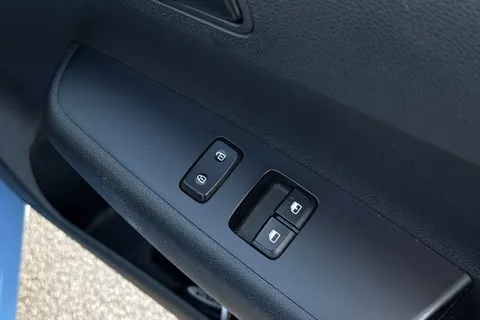 18 of 44 for KIA PICANTO 1.0 1 5dr