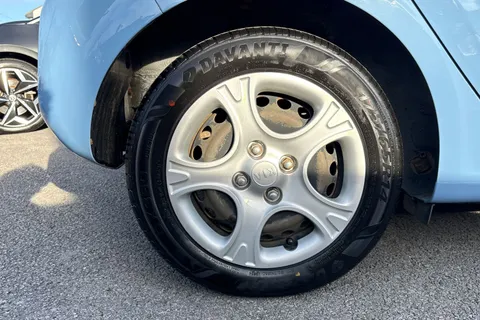 22 of 44 for KIA PICANTO 1.0 1 5dr